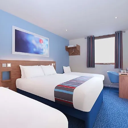 Travelodge York Tadcaster 3*