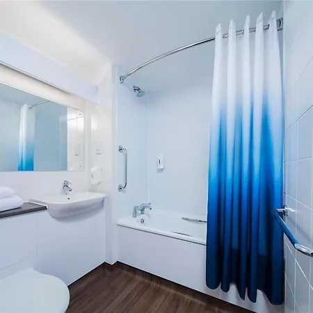 Travelodge York Tadcaster 빌브러