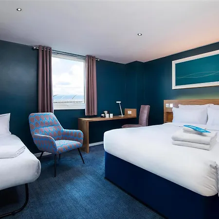 호텔 Travelodge York Tadcaster 빌브러