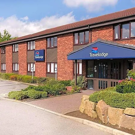 Travelodge York Tadcaster 3*