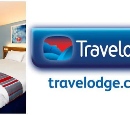 Travelodge York Tadcaster 호텔