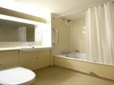 Travelodge York Tadcaster Отель 3*