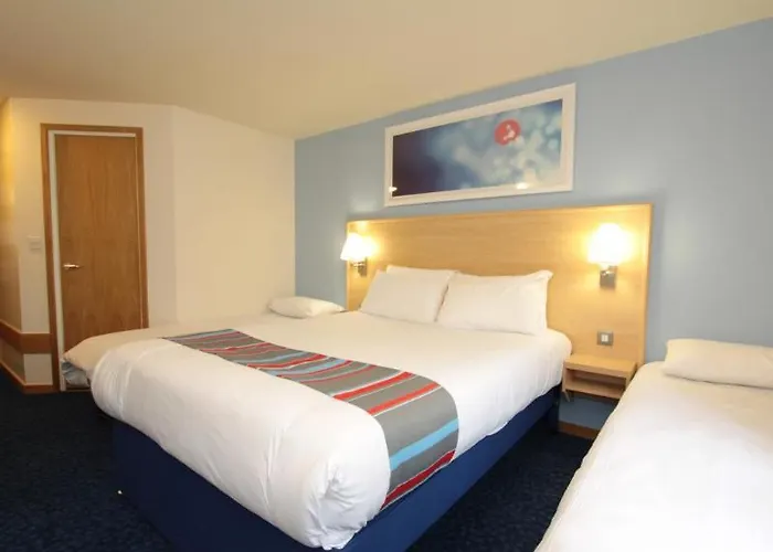 Travelodge York Tadcaster 3*