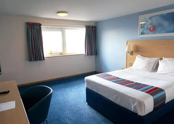 Szálloda Travelodge York Tadcaster 3*