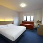 Travelodge York Tadcaster 빌브러