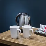 Travelodge York Tadcaster 호텔 빌브러