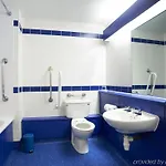 Travelodge York Tadcaster 3*