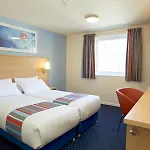 Travelodge York Tadcaster 3* 빌브러