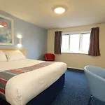 Travelodge York Tadcaster 빌브러