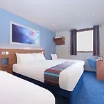 Travelodge York Tadcaster 3*